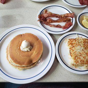 IHOP - Happy National Pancake Day! - Breakfast & Brunch Near Me - Chicago, Illinois