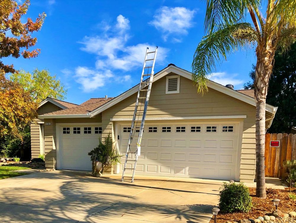 Slide of V Mendoza Roofing