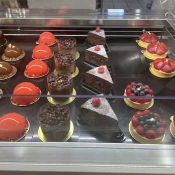 Pompadour - Beverly Hills - Patisserie/Cake Shop Near Me - Beverly Hills, California Pompadour - Beverly Hills - Patisserie/Cake Shop Near Me - Beverly Hills, California