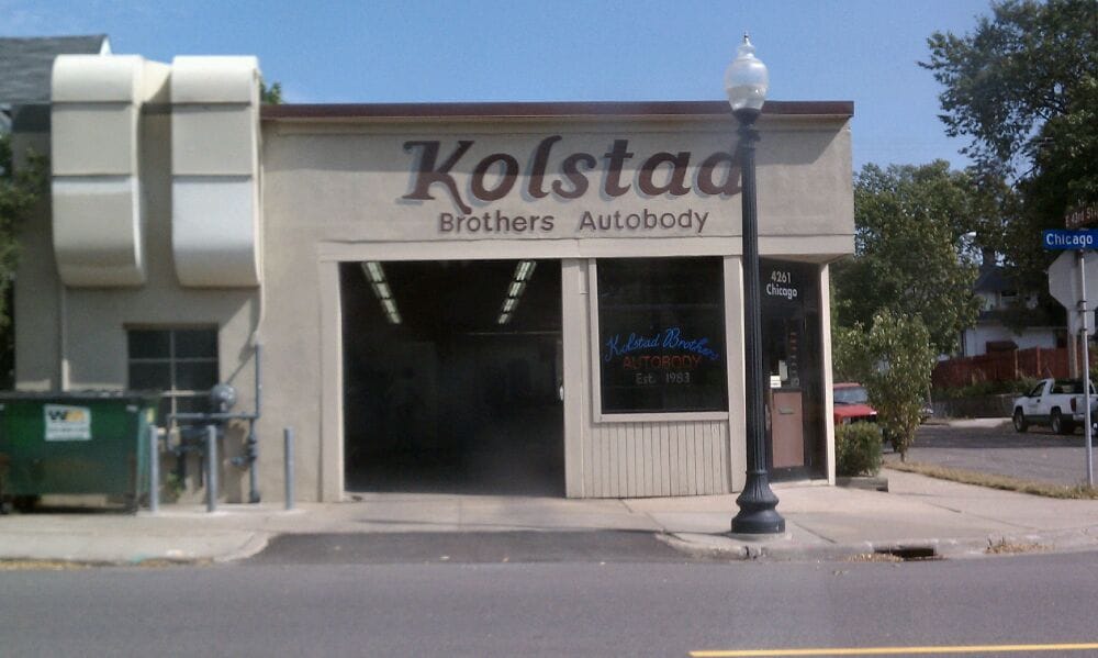 KOLSTAD BROTHERS AUTO BODY Updated October 2024 12 Reviews 4261
