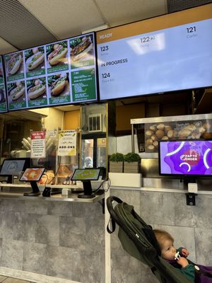 Banh Mi Huong Que by null