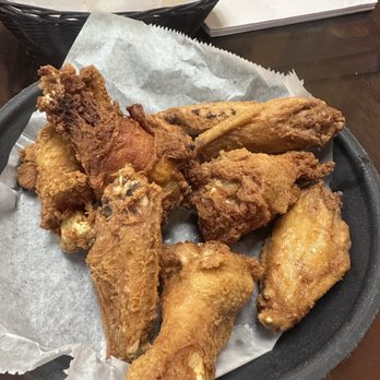 El Bandido - Best chicken wings with mango habanero sauce on the side. - Mexican Near Me - Summersville, West Virginia El Bandido - Best chicken wings with mango habanero sauce on the side. - Mexican Near Me - Summersville, West Virginia