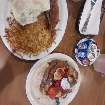 Loaded Cafe - Bellflower - Breakfast & Brunch Near Me - Bellflower, California Loaded Cafe - Bellflower - Breakfast & Brunch Near Me - Bellflower, California