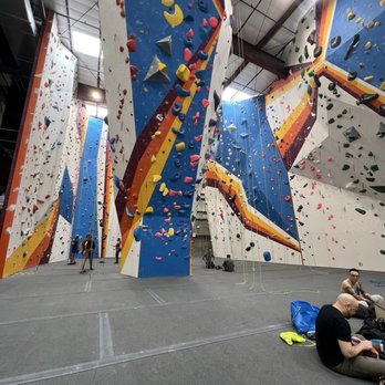 The Post Climbing - Rock Climbing Near Me - Pasadena, California