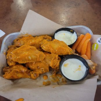 Buffalo Wild Wings - Chicken Wings Near Me - Durham, North Carolina Buffalo Wild Wings - Chicken Wings Near Me - Durham, North Carolina