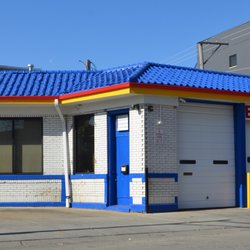 Augusta & Paulina Service Station