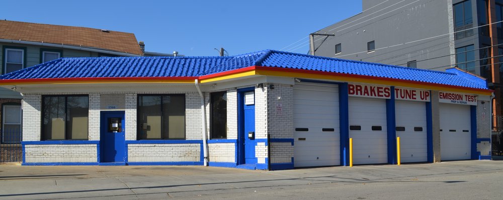 Augusta & Paulina Service Station