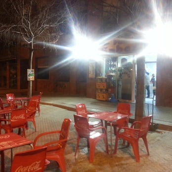 Sabores - Veladores exteriores y salon interior - Pizza Near Me - Seville, SE