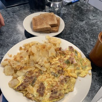 Terry's Cozy Corner - Coffee & Tea Near Me - Lyndhurst, New Jersey