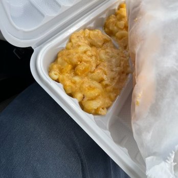 Sae’s Hot Plates - Baked Mac & Cheese - Soul Food Near Me - Honolulu, Hawaii