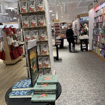 Barnes & Noble - Coffee & Tea Near Me - Cary, North Carolina