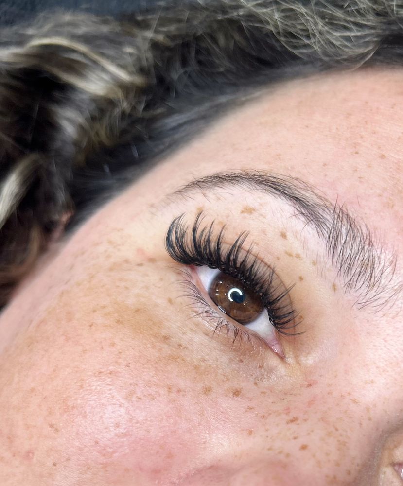 25th Lash Studio Logo