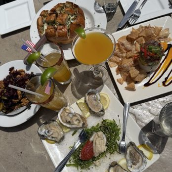 Paradise Beach Grille - Ahi, Mango and Avocado Tower* New England Clam Chowder Perfect Margarita. The best bread ever (a must!) - New American Near Me - Capitola, California Paradise Beach Grille - Ahi, Mango and Avocado Tower* New England Clam Chowder Perfect Margarita. The best bread ever (a must!) - New American Near Me - Capitola, California