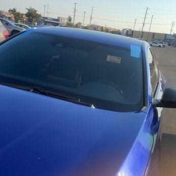 Low Rates Auto Glass - Auto Glass Services Near Me