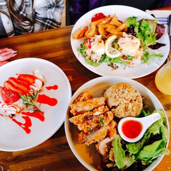 Lapisara Eatery - Strawberry Croffle, Crab Benedict, and Fried Chicken & Fried Rice - All so good! - Breakfast & Brunch Near Me - San Francisco, California