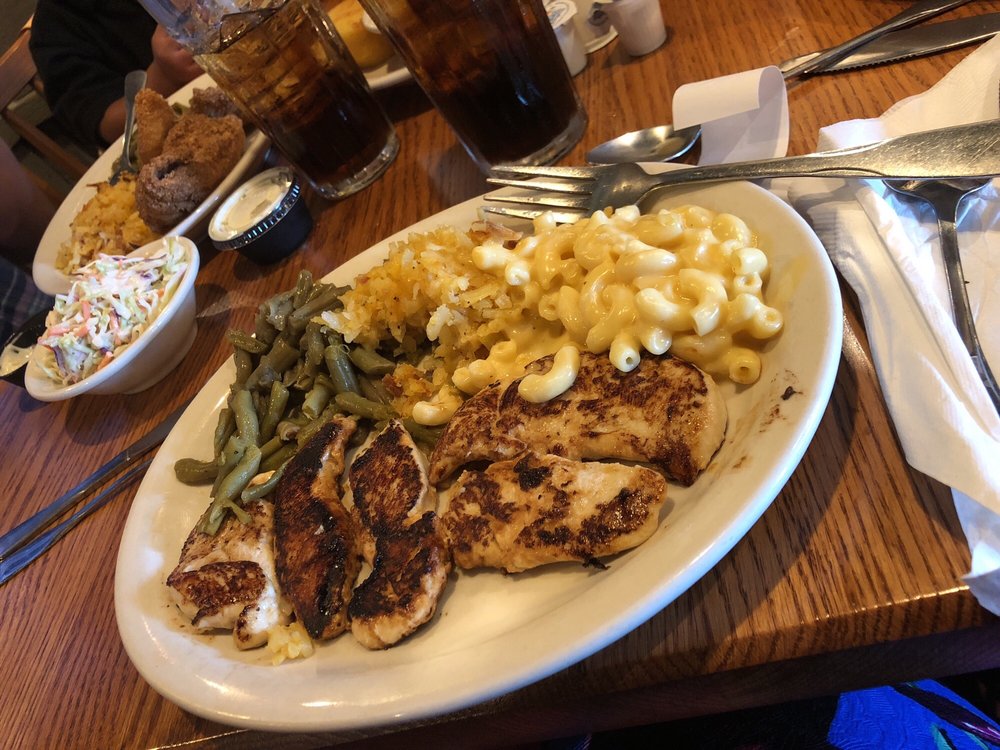CRACKER BARREL OLD COUNTRY STORE 123 Photos & 128 Reviews Southern