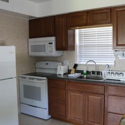 Breakaway Guest House Motel - Large apartment, kitchen