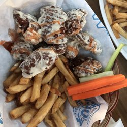 Wild Wings Restaurant - Wings spicy garpar