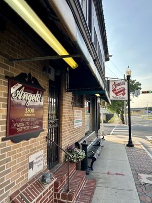 Angelo's Fairmount Tavern by null