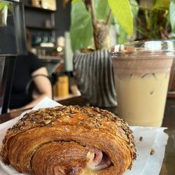 Dead Eye Coffee Bar - One of the best ham and cheese croissants I've ever had and a Ferrero Rocher latte