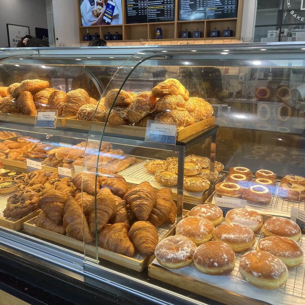 Paris Baguette - croissants and more - Cafes Near Me - Chula Vista, California Paris Baguette - croissants and more - Cafes Near Me - Chula Vista, California