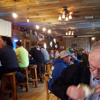 Big Foot Tavern - Bars Near Me - Crescent, Oregon