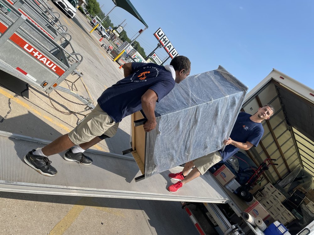 ELITE MOVING AND STORAGE Updated August 2024 St. Louis, Missouri