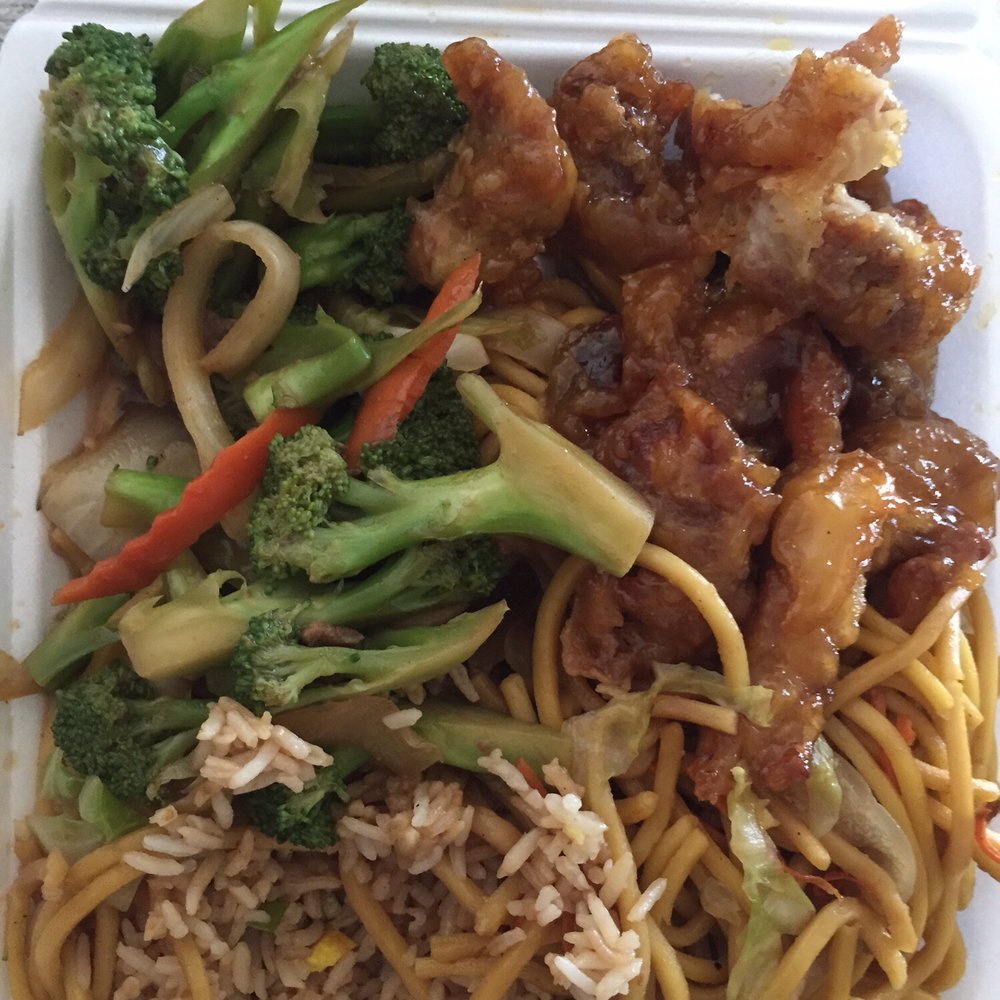 Chinatown Express - Orange chicken, Beef and Broccoli, Chow Mein, and Fried Rice (and an egg roll barely in view) - Chinese Near Me - Oceanside, California