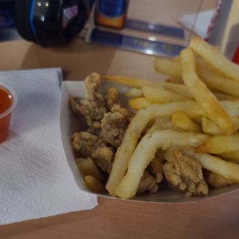 Invictus Game Station - Popcorn Chicken Combo. Those fries were delicious - Internet Cafes Near Me - Toronto, Ontario