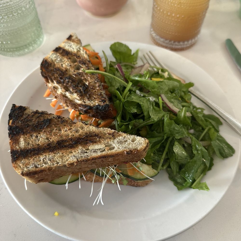 Flora Jean's - Tacos Near Me - Little Rock, Arkansas