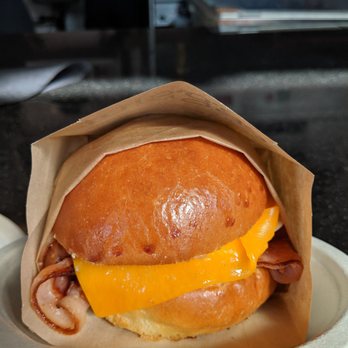 Eggslut - BEC - Breakfast & Brunch Near Me - Los Angeles, California