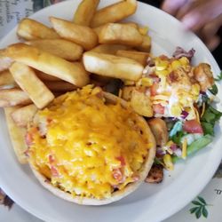 Real Unyoke - Quiche anf fries
