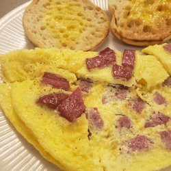 Gallery Restaurant II - Kosher salami and eggs!