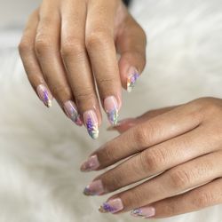 Blanc Nail Bar - The service was fantastic and the nail tech did a great a job with my sister nails. I highly recommend this nail bar!