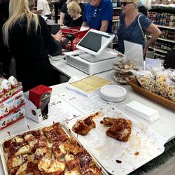 Tuscany Italian Market - Pizza Samples