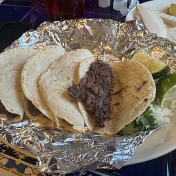 Lopez Tamalerilla - Tacos de Barbacoa - Mexican Near Me - Dallas, Texas