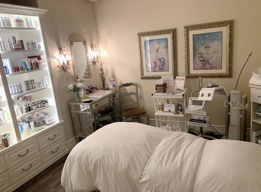 Beautiful You Skin and Body Rejuvenation Logo