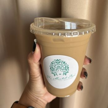 The Mental Bar - Vanilla latte with almond milk - Coffee & Tea Near Me - San Diego, California The Mental Bar - Vanilla latte with almond milk - Coffee & Tea Near Me - San Diego, California