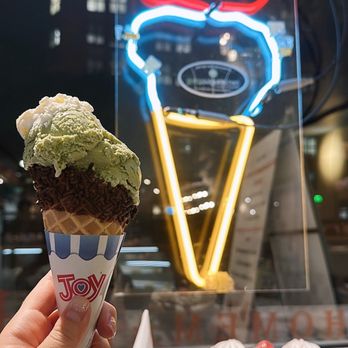 Larry's Homemade Ice Cream - Matcha ice cream - Ice Cream & Frozen Yogurt Near Me - Washington, DC, District of Columbia