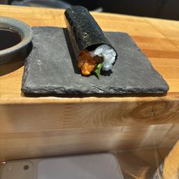 Masu hand roll Masu hand roll