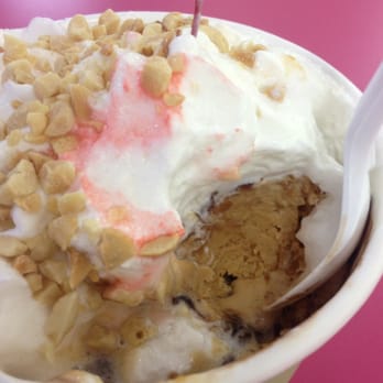 Peppermint Parlor - Brownie sundae - Ice Cream & Frozen Yogurt Near Me - Ocean Shores, Washington Peppermint Parlor - Brownie sundae - Ice Cream & Frozen Yogurt Near Me - Ocean Shores, Washington