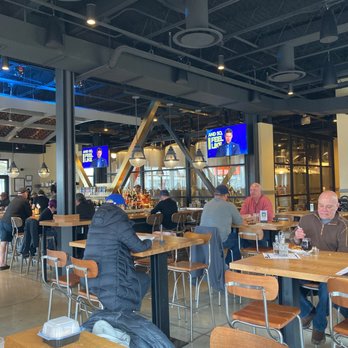 Alter Brewing + Kitchen - Brewpubs Near Me - Saint Charles, Illinois