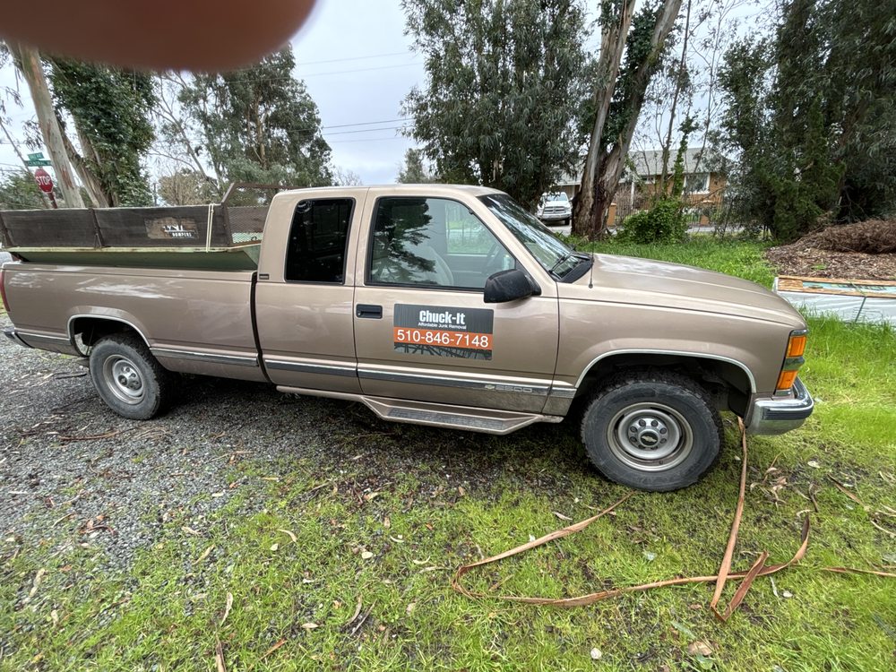 CHUCKIT AFFORDABLE JUNK REMOVAL Updated August 2024 Request a