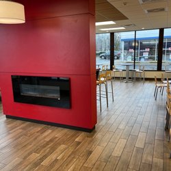 Wendy's - Newer dining.
