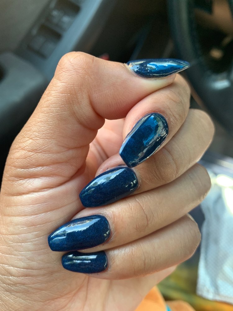 SIGNATURE SPA & NAILS Updated September 2024 23 Photos & 26 Reviews 407 Pisgah Church Rd