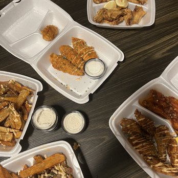 Pacaw's Wings And Things - Chicken Wings Near Me