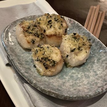 Mystique Asian Restaurant & Lounge - Sushi Bars Near Me - Everett, Massachusetts