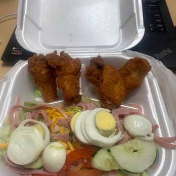 Oakland Park Snack Bar - Wings with Chef Salad - Restaurants Near Me - Oakland Park, Florida Oakland Park Snack Bar - Wings with Chef Salad - Restaurants Near Me - Oakland Park, Florida