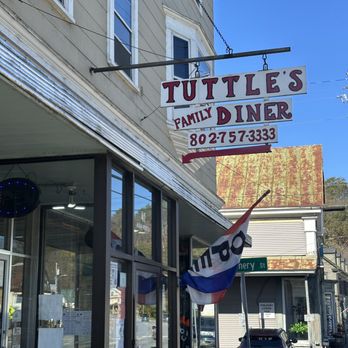 Tuttles Family Diner - Outside - Diners Near Me - Newbury, Vermont Tuttles Family Diner - Outside - Diners Near Me - Newbury, Vermont