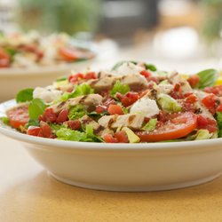 Chicken Caprese Entrée Salad